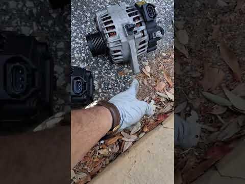 2016 Kia Forte alternator replacement. SEE HOW TO REMOVE UPPER BOLT THATS TO LONG.