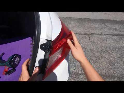 How to Replace Rear Taillight Bulbs on a 2022 Honda Accord