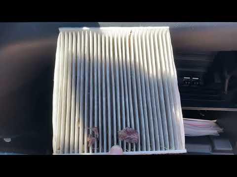 2018 TOYOTA sienna cabin filter replacement