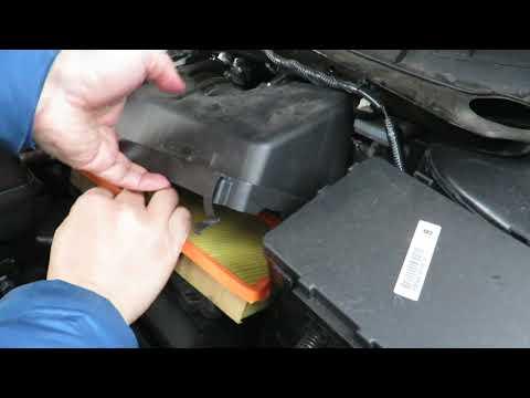 How to change the Engine Air Filter on 2015-2018 Nissan Murano