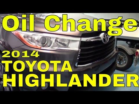 How to Change Engine Oil & Replace the Oil Filter on a 2011-2022 Toyota Highlander (Trim: LE | Engine: Inline 4 2.7L)