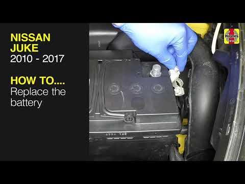 Nissan Juke (2010 - 2017) - Replace the battery