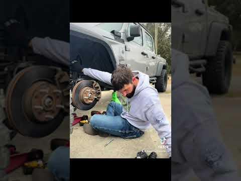 Jeep Gladiator shock install! @harborfreight