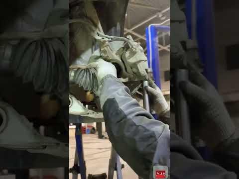 How to Replace Front Lower Ball Joints on a 2007-2016 Honda CR-V
