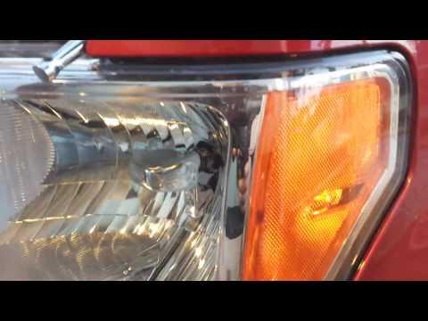 2009-2014 Ford F-150: Replacing the front turn signal bulb