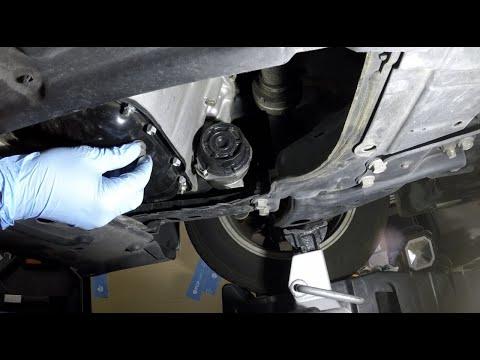 2014 Toyota Prius - oil change (DIY34)