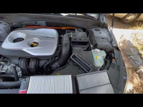 How to Replace the Engine Air Filter on a 2018 Kia Optima (DIY Guide)