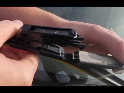 Changing the Wiper Blades on a 2007 Chevy Silverado