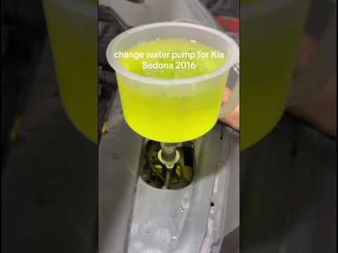 Mechanics#automobile  change water pump for Kia Sedona 2016