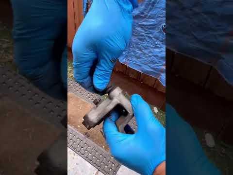 2016 Kia Soul - replace rear break pads &amp; rotors