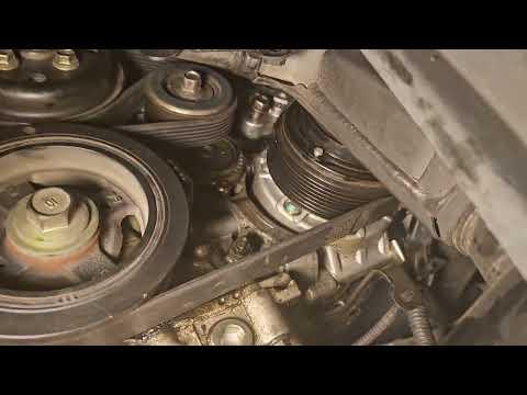 Toyota Highlander: Very Easy 1 hand method of removing tension from serpentine belt to install new