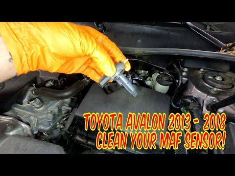 Toyota Avalon Mass Air Flow Sensor: Location &amp; Cleaning