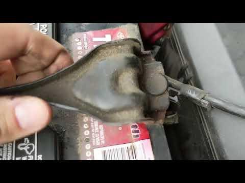 2012 Toyota Tacoma TRD Battery Change