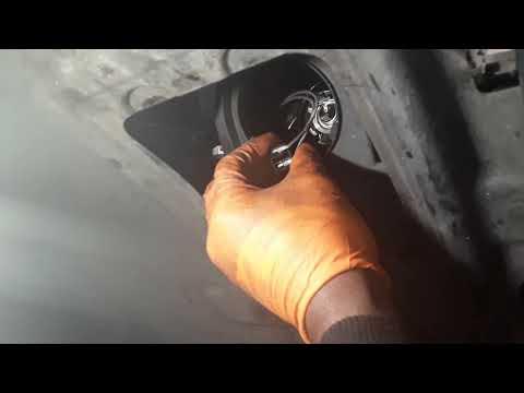 How to Replace Both Headlight Bulbs on a 2016-2020 Mercedes-Benz GLC300 (Low/High Beam)