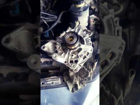 2016 infinity Q50 ....alternator replacement ...charging issue solved 🔥👍