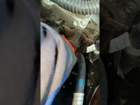 376.- 2016 TOYOTA 4RUNNER 4.0 ALTERNATOR REPLACEMENT