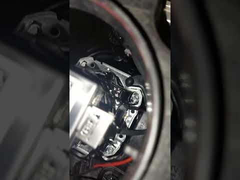 headlight bulb 2018 Dodge Challenger