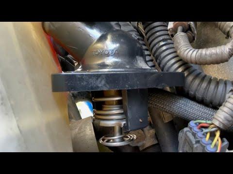 2007-2019 Toyota Tundra 4.6L Thermostat Replacement DIY