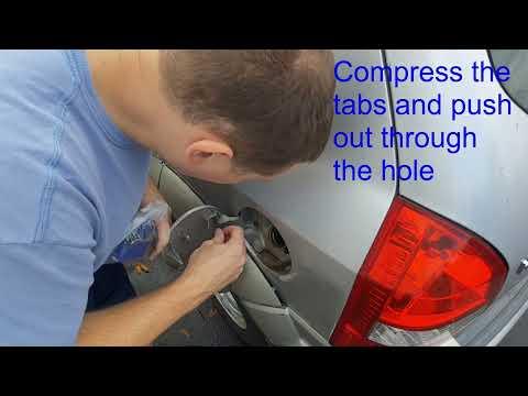 How to Replace a Gas Cap on a Hyundai Tucson (2005 - 2019)