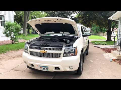 How to Replace the Engine Air Filter on a 2000-2020 Chevrolet Tahoe (Engine: V8 5.3L)