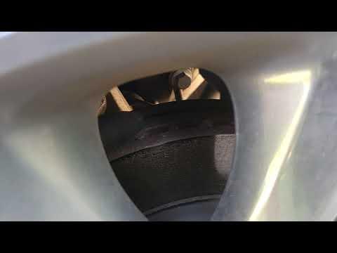 2018 Dodge Durango Rear Brake Pad and Rotor Replacement