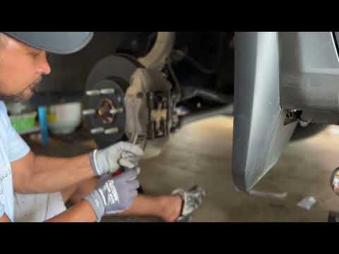 2019-2023 Chevy Silverado 1500 front brake pads and rotors 