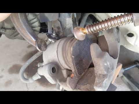 How to change front brake pads on a Ford Focus 2012-2018