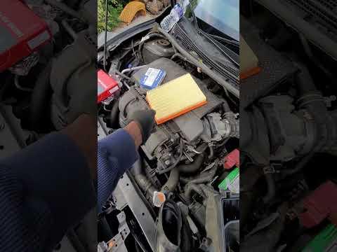 How to replace engine air filter Nissan Sentra 2015 #shorts