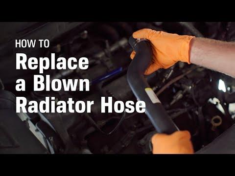 How to Replace the Upper or Lower Radiator Hose on a 2011-2017 Nissan Juke (Engine: Inline 4 1.6L)