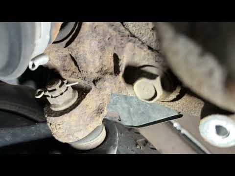 How to Replace Rear Brake Pads on a 2009-2020 Honda Fit (Disc vs Drum Identification)