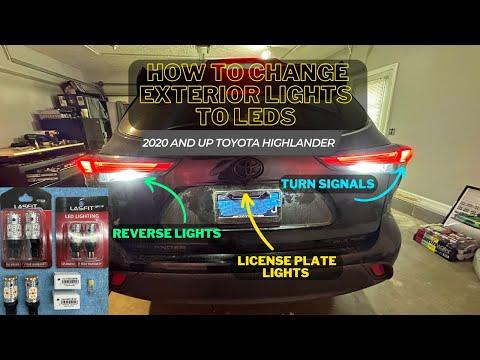 How to Replace Rear Taillight Bulbs on a 2022 Toyota Highlander
