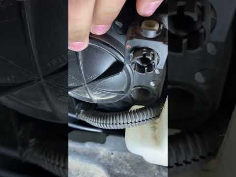 How to replace the bulbs on a 2018 Chevy Suburban