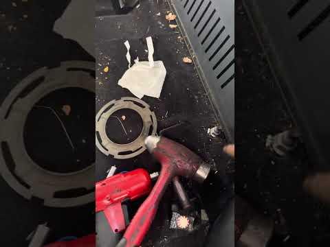 How to Replace the Fuel Pump on a 2011-2022 Jeep Grand Cherokee (Engine: V8 5.7L)