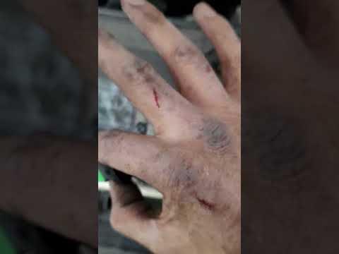 2015 ford fusion headlight bulb replacement how to get tuff bulb outs.