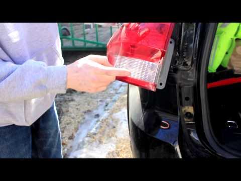 Jeep Grand Cherokee Turn Signal Bulb Replacement