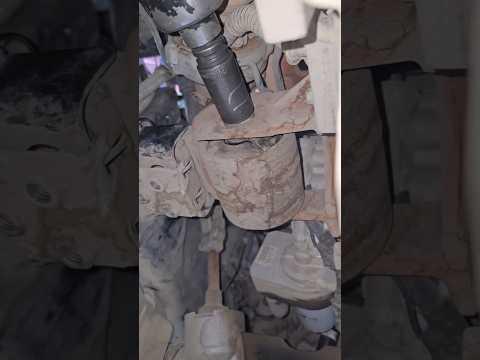 How to Replace Engine Mount on Ford Expedition (Easy Method)