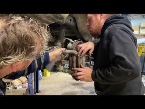 2019 GMC Canyon rear brake replacement