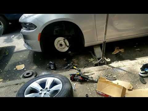 2018 Dodge Charger Front Brakes Change Replacement Tips
