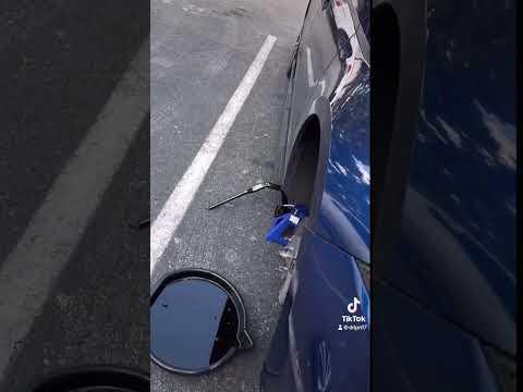 How to change engine oil and filter on the Nissan Altima 2019-2022