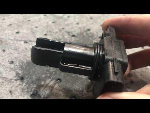 05-15 Toyota Tacoma Mass Air Flow Sensor Cleaning