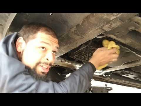 2007 Chevrolet impala Oil change / quick and easy /  DIY / 5w-30 / VALVOLINE