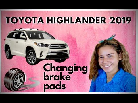 2019 Toyota Highlander Changing Rear Brake Pads