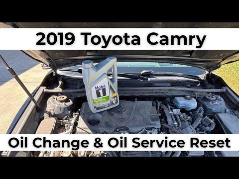 2018-2024 Toyota Camry Hybrid 2.5L Oil Change &amp; Oil Service Reset