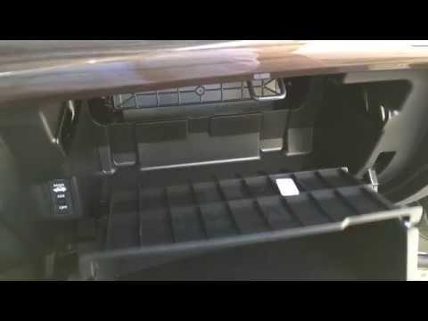 How to Replace the Cabin Air Filter on a 2017 Honda Accord