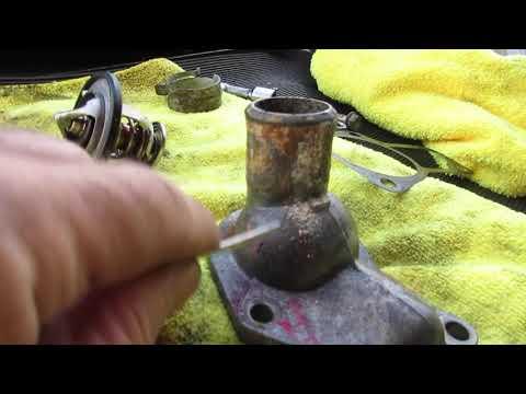 2007 Toyota Tacoma 2.7L, Coolant Leak From Lower Radiator Hose Connection