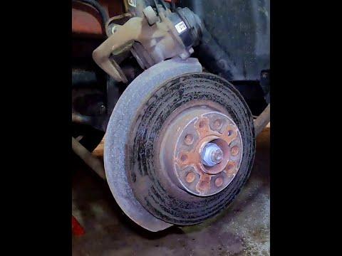 2015 Jeep Renegade Rear Brake &amp; Rotor Replacement