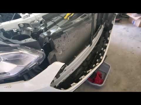 How to Replace the Front Turn Signal Bulb on a 2020 Chevrolet Traverse