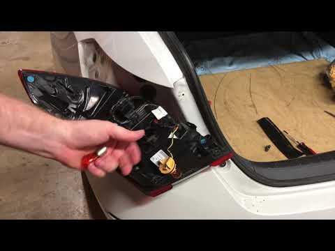 How to Replace the Rear Turn Signal LED Tail Lamp on a 2022 Honda Accord
