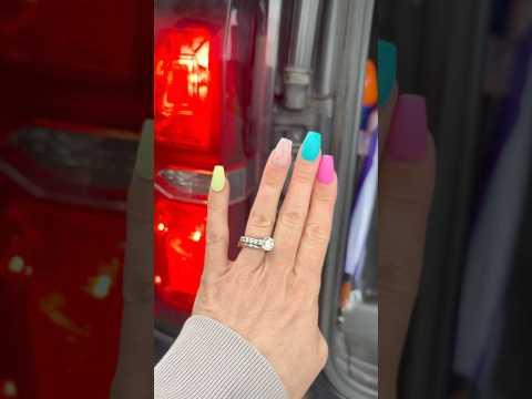 Changing out your back turn signal bulb, on your 2018 Chevy Suburban. #chevy #suburban #turnsignal