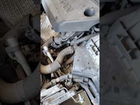 ubicación de motor de arranque 2017-2020 Nissan Altima SV 2.5